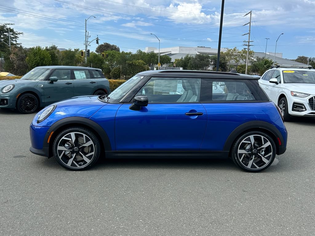 New 2026 MINI Cooper S image 2