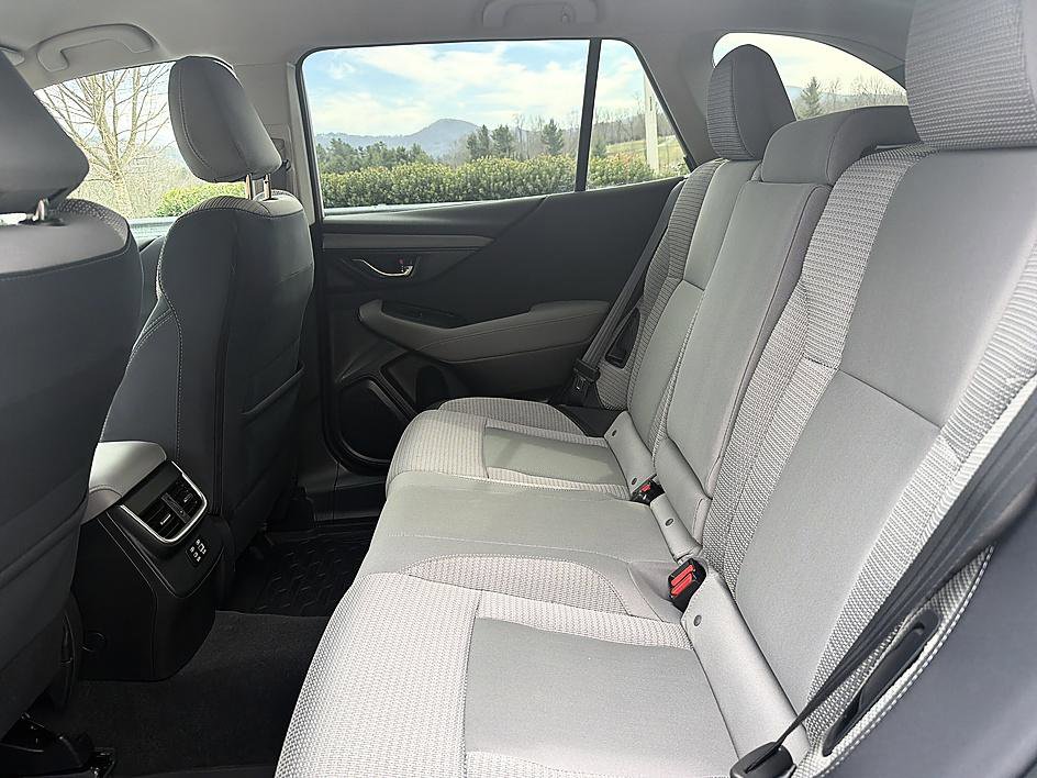 Used 2025 Subaru Outback Premium w/ Popular Package #1 image 12