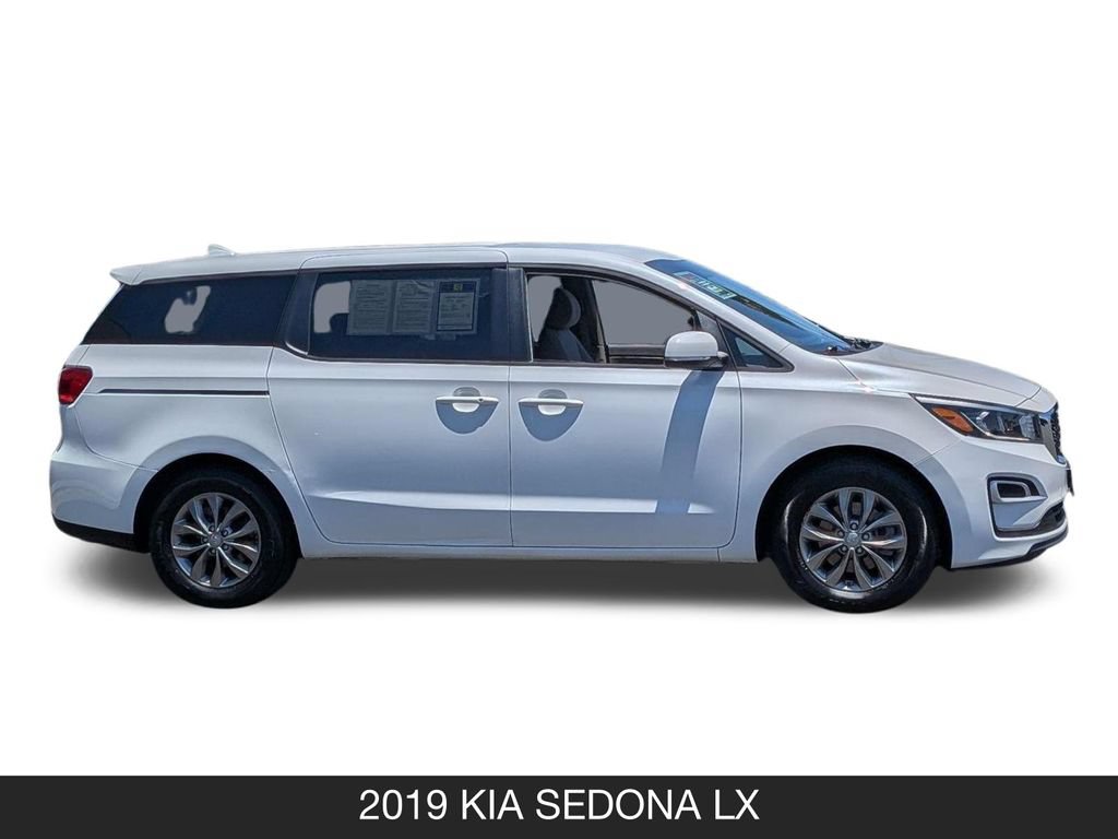 Used 2019 Kia Sedona LX FWD image 6