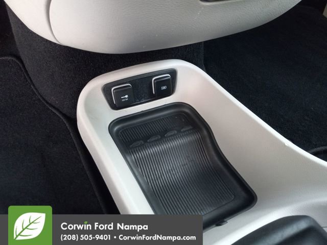 Used 2020 Chrysler Pacifica Touring-L image 18