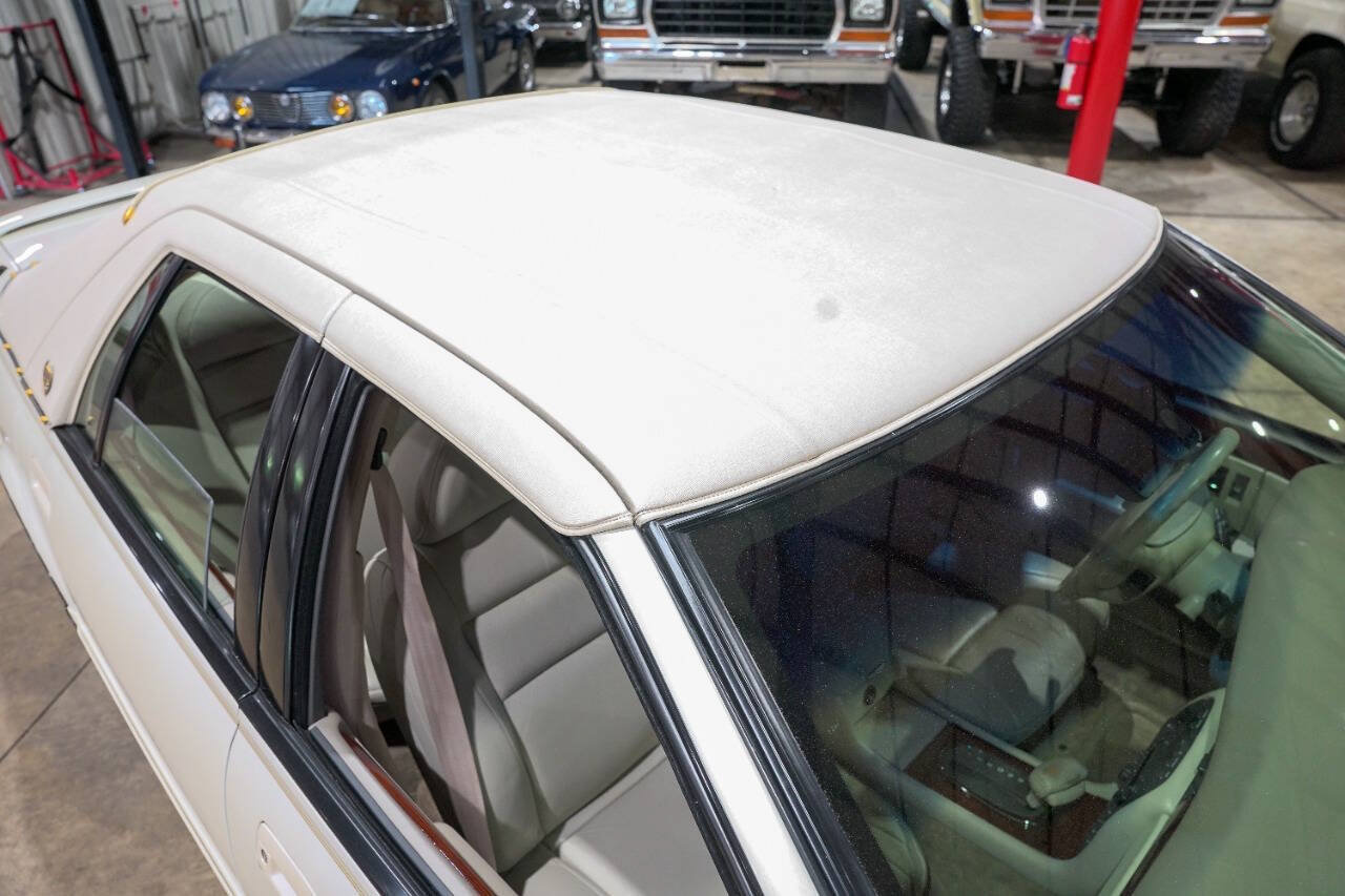 Used 1996 Cadillac Seville STS FWD image 19