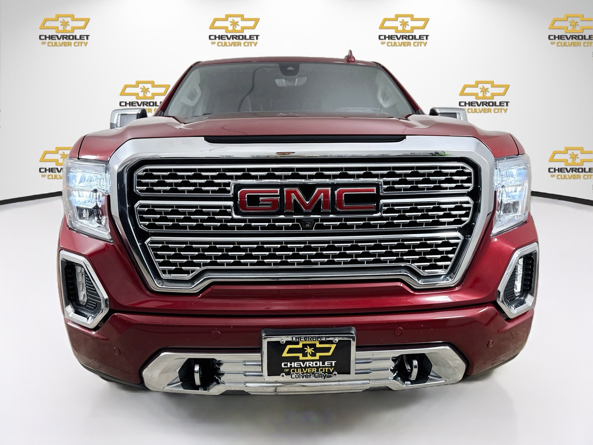 Used 2020 GMC Sierra 1500 Denali w/ Denali Ultimate Package AWD/4WD image 2