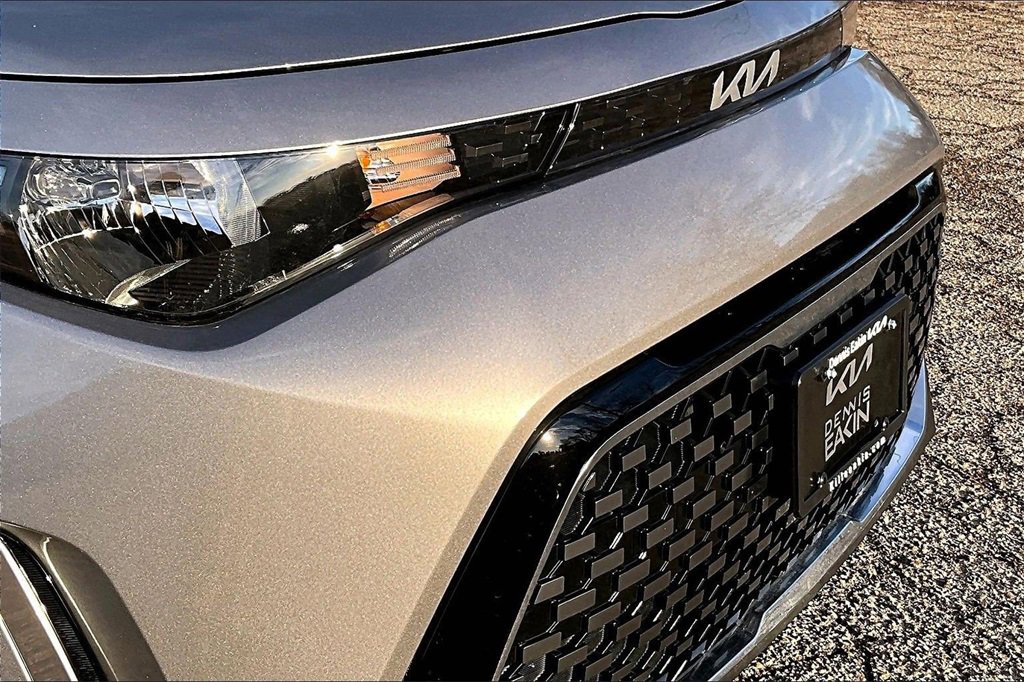 Certified 2025 Kia Soul EX image 29