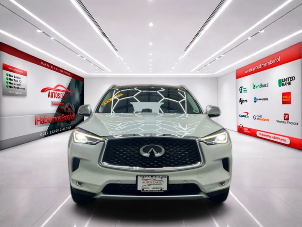Used 2021 INFINITI QX50 Essential w/ Convenience Package image 3