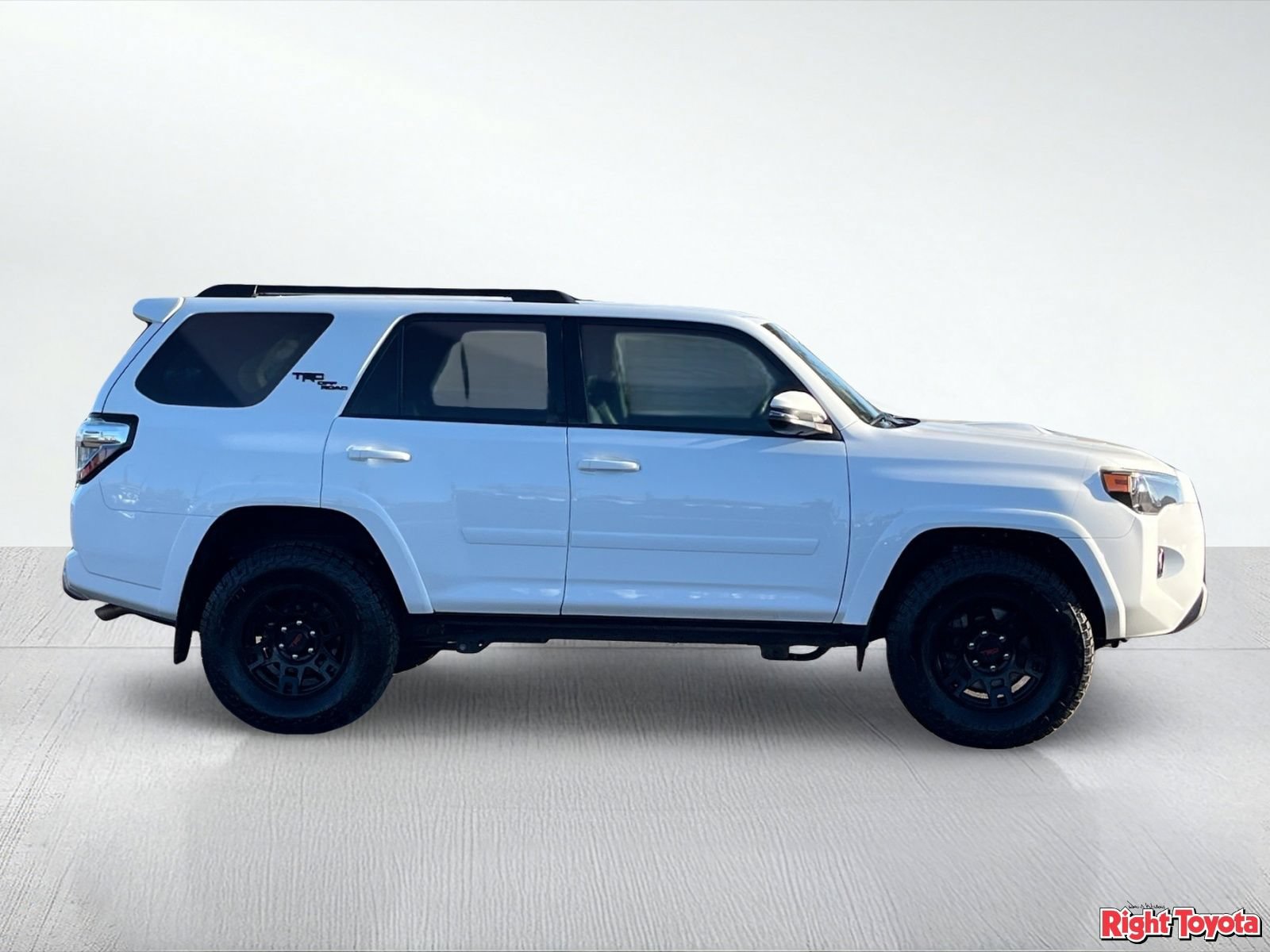 Certified 2023 Toyota 4Runner TRD Off-Road Premium AWD/4WD image 8