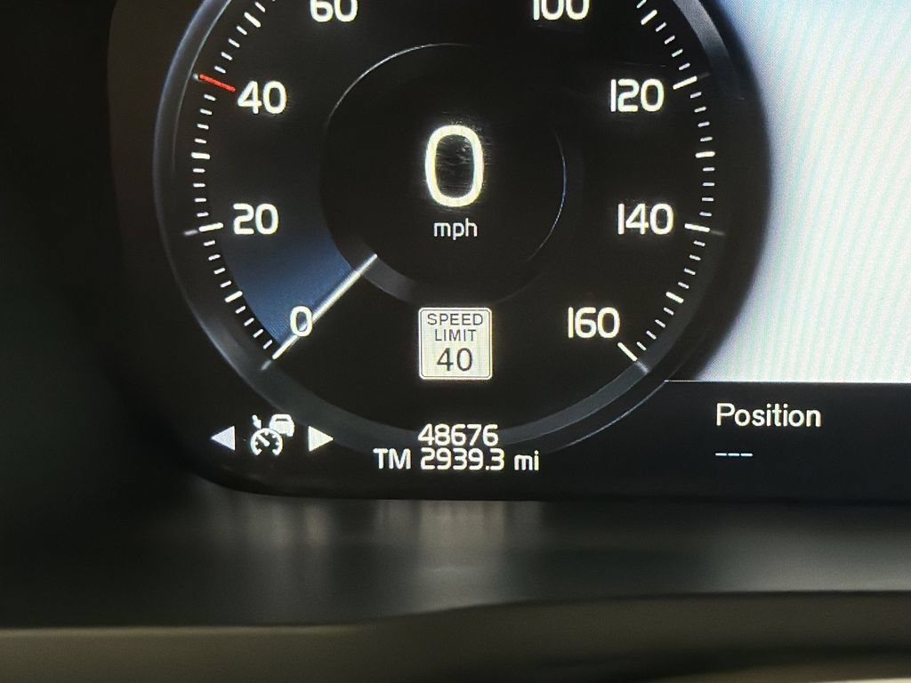 Used 2022 Volvo XC90 T6 Momentum w/ Advanced Package AWD/4WD image 26