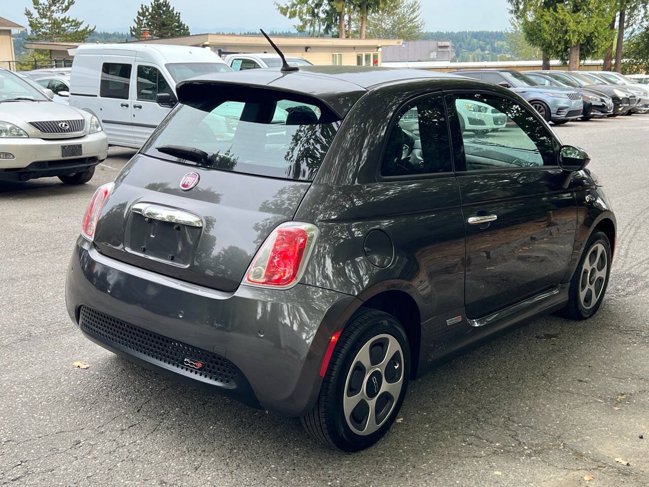 Used 2015 FIAT 500 e FWD image 5