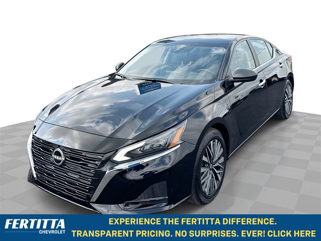 Used 2024 Nissan Altima 2.5 SV