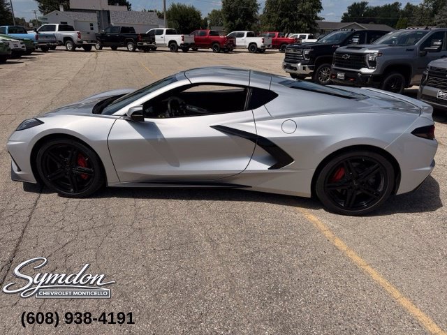 Used 2026 Chevrolet Corvette Stingray Coupe w/ Battery Protection Package RWD image 7
