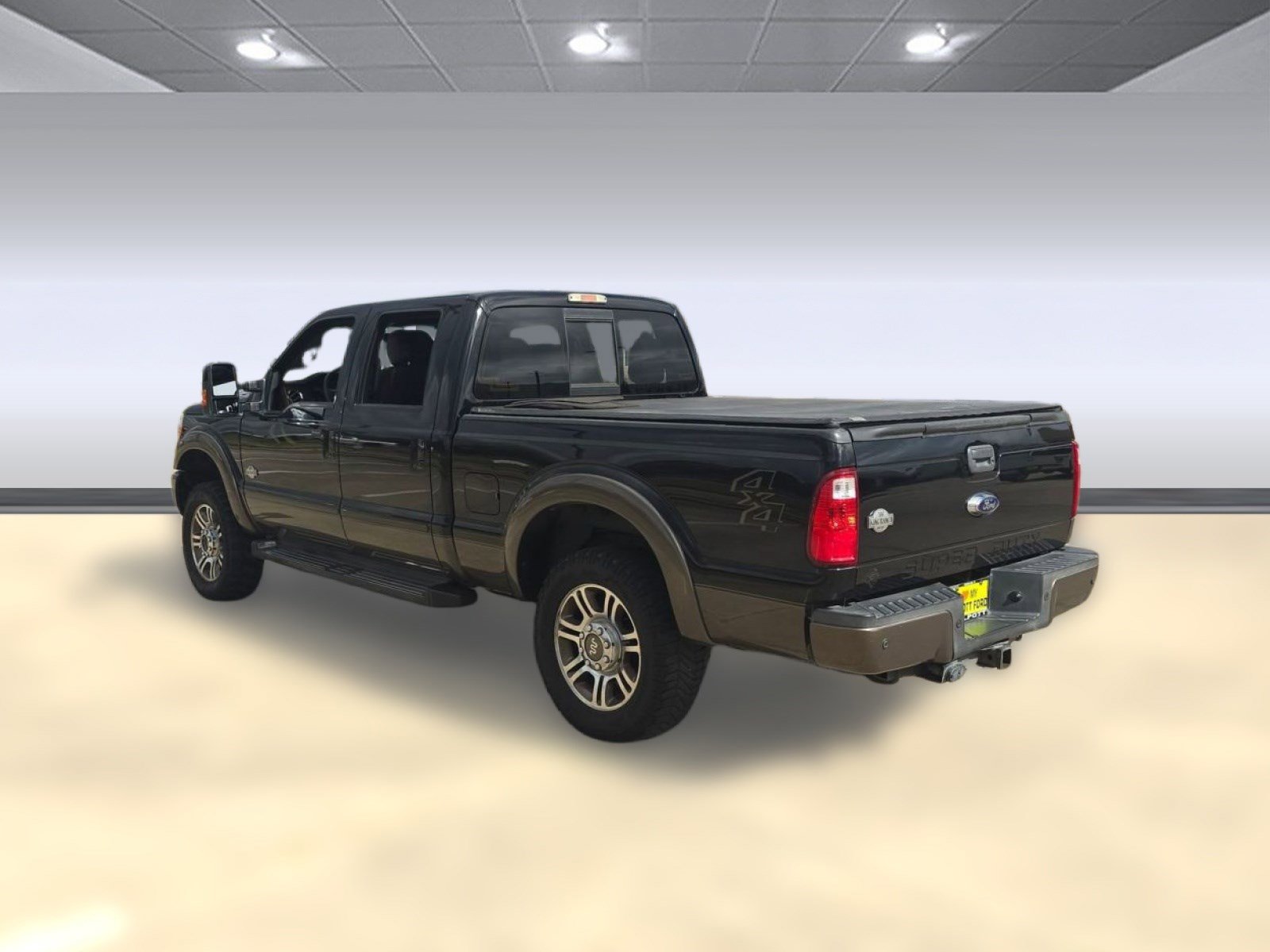 Used 2016 Ford F250 King Ranch image 3