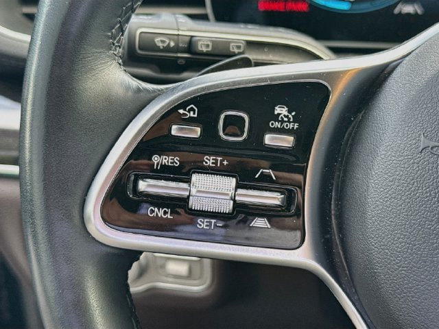 Used 2022 Mercedes-Benz GLS 580 4MATIC image 10