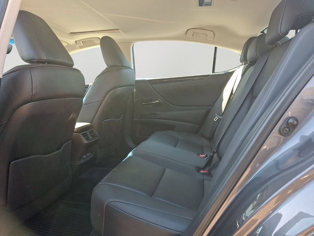 Used 2021 Lexus ES 250 w/ Premium Package AWD/4WD image 8