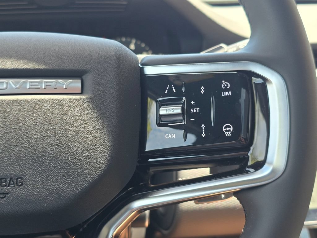 New 2026 Land Rover Discovery Sport Landmark AWD/4WD image 19