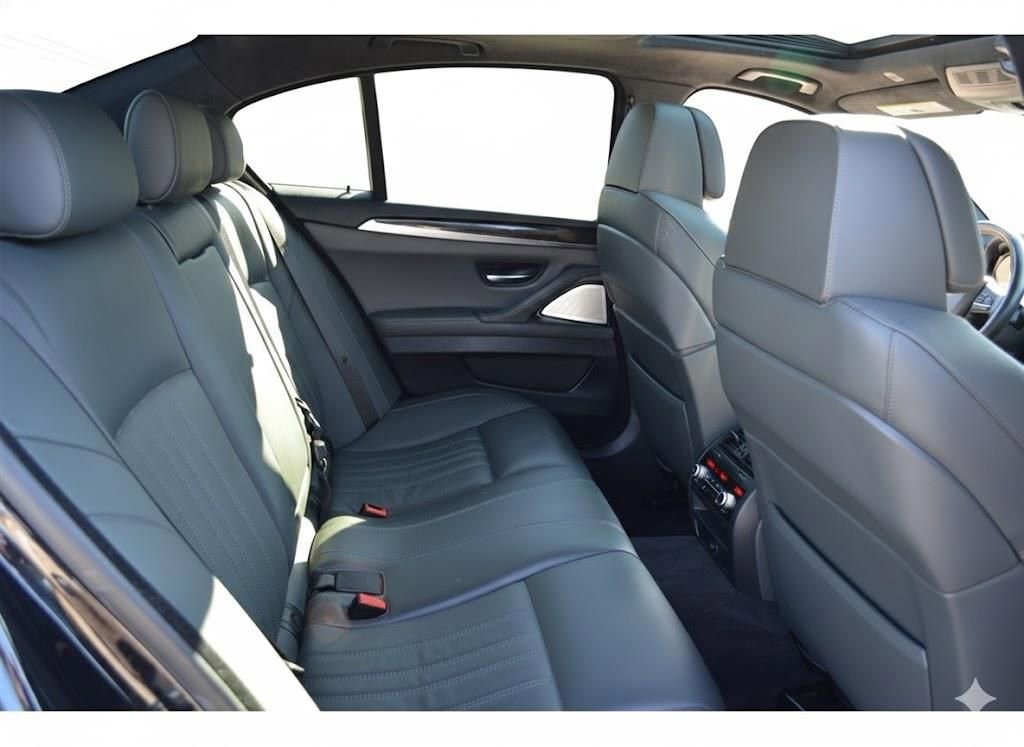 Used 2013 BMW M5 image 17