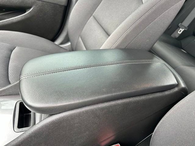 Used 2022 Chevrolet Malibu LT FWD image 31