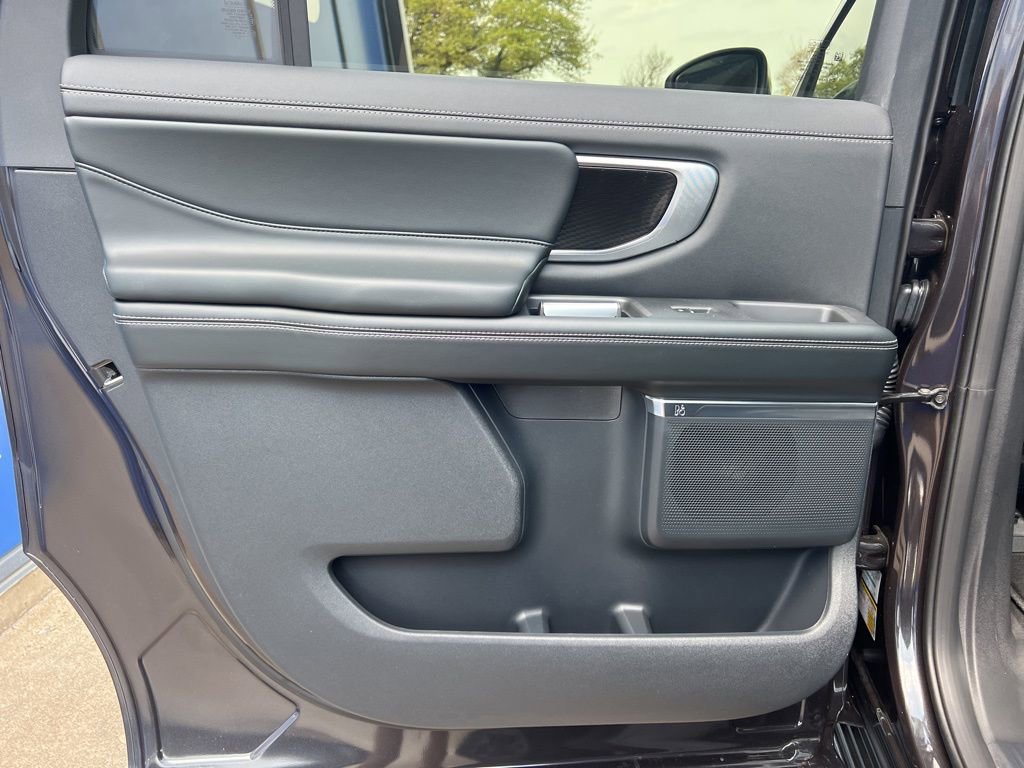 New 2026 Ford Expedition Max Platinum AWD/4WD image 13