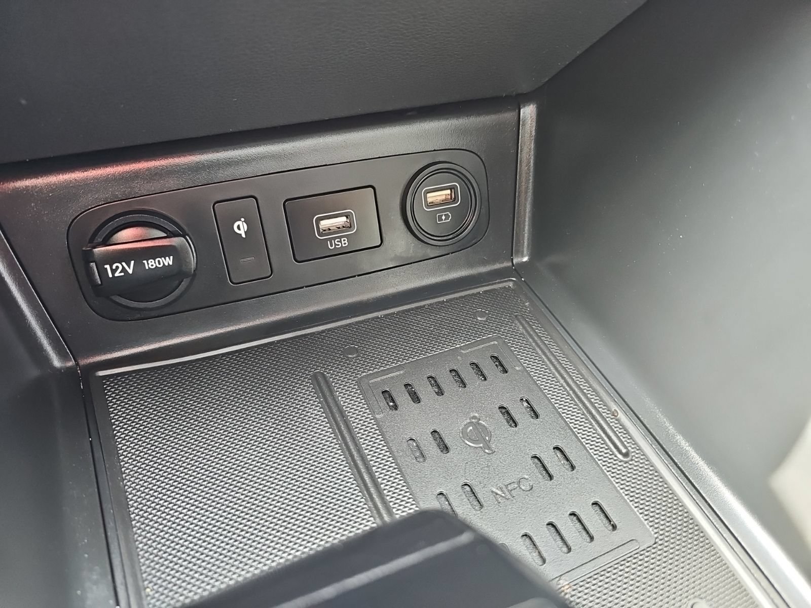 Used 2022 Hyundai Sonata Limited FWD image 25
