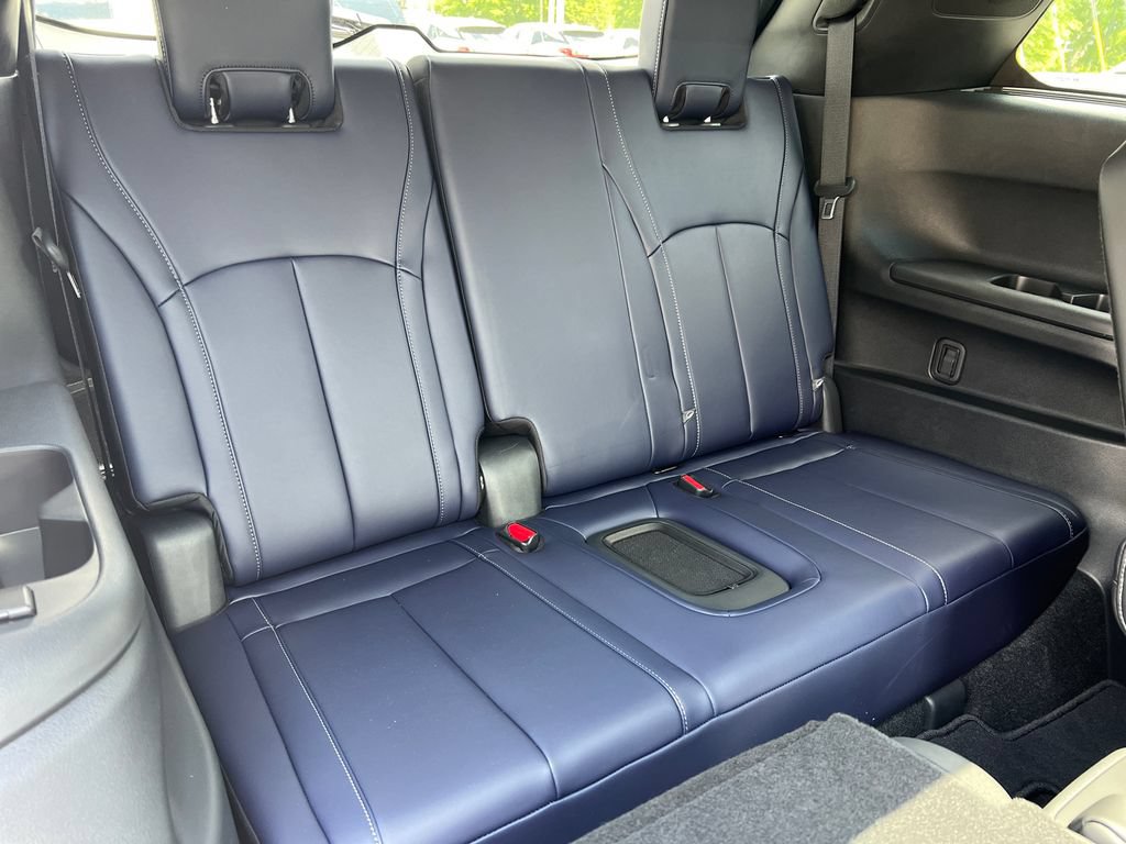 Certified 2026 INFINITI QX60 Sport w/ Dark Cargo Package AWD/4WD image 16