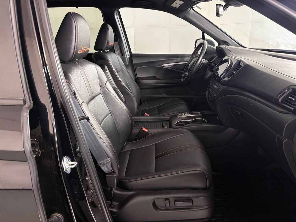 Used 2023 Honda Passport TrailSport image 44