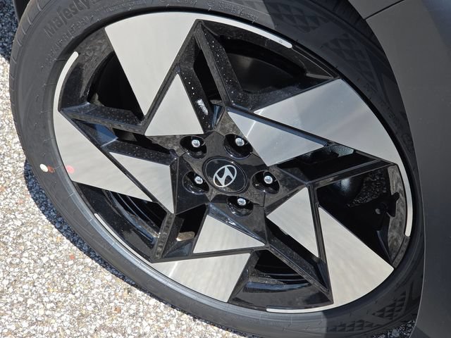 New 2026 Hyundai Kona Limited FWD image 12