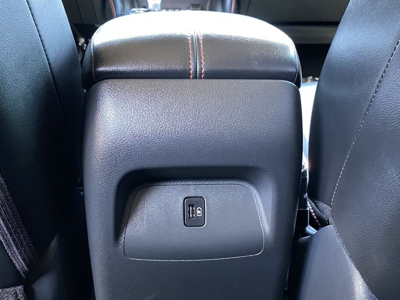 Certified 2025 Nissan Sentra SR w/ SR Premium Package FWD image 15