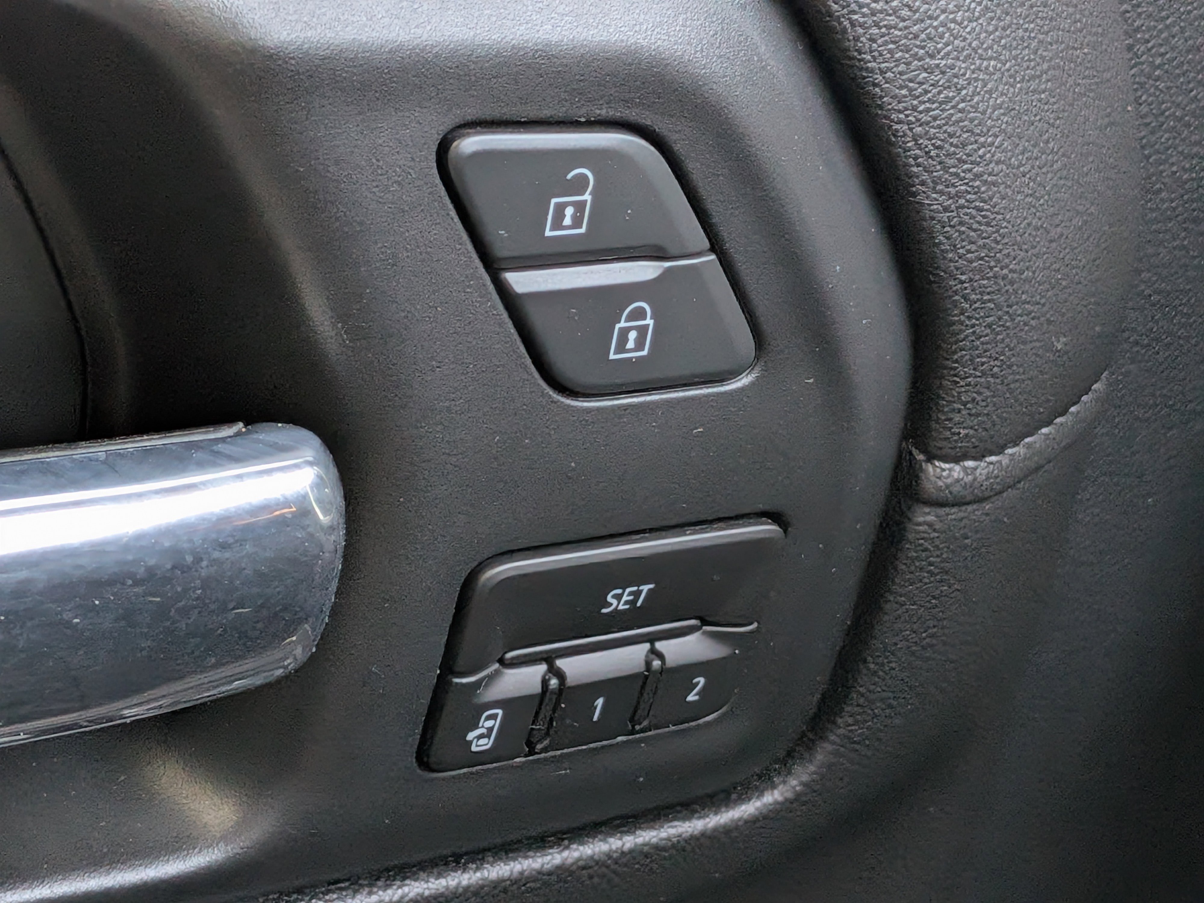 Certified 2020 GMC Sierra 2500 Denali w/ Denali Ultimate Package AWD/4WD image 24