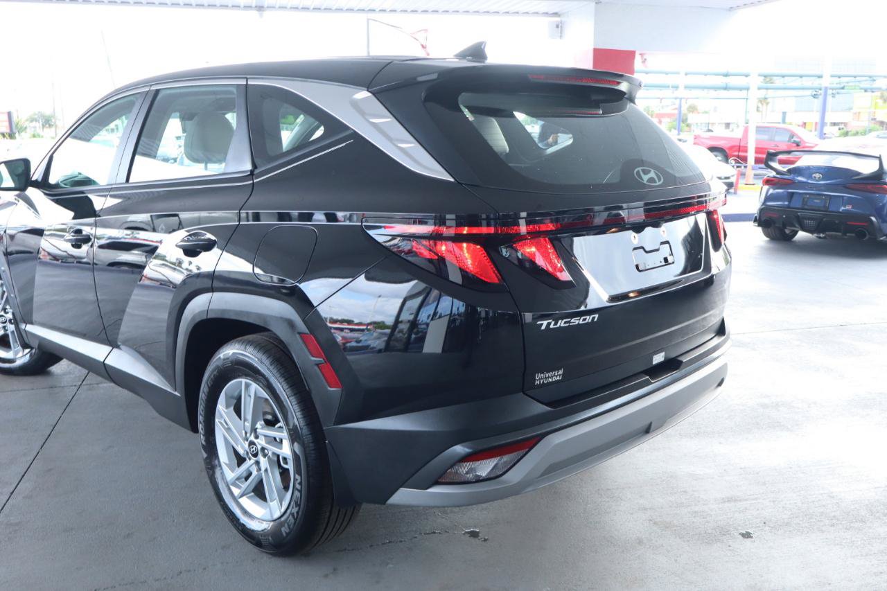 Used 2026 Hyundai Tucson SE FWD image 9