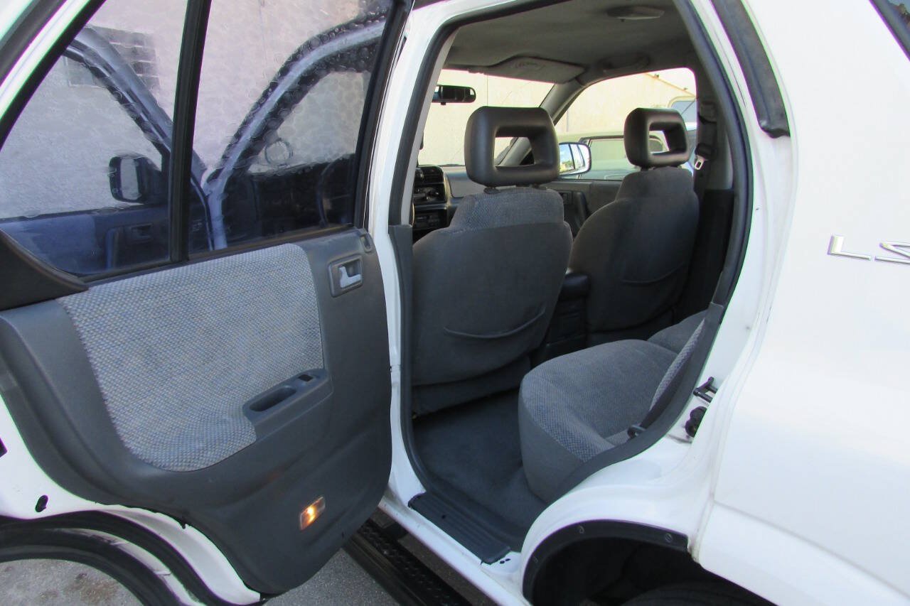 Used 1999 Isuzu Rodeo LS RWD image 25
