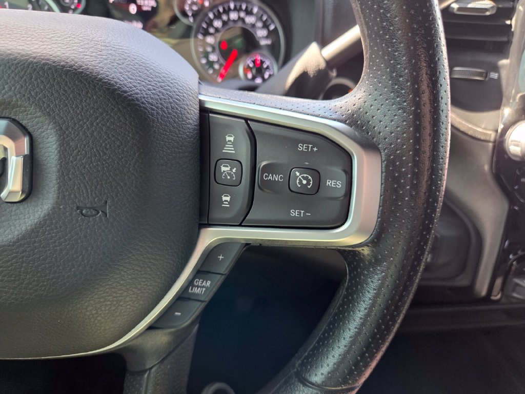 Used 2025 RAM 2500 Tradesman AWD/4WD image 33