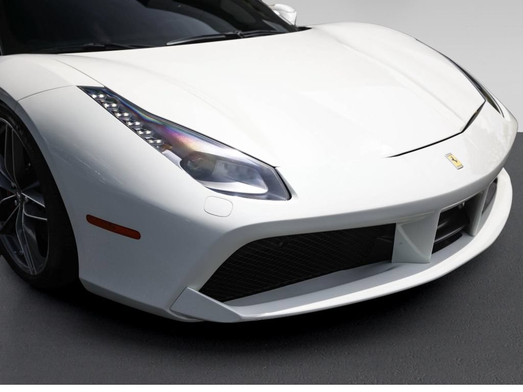 Certified 2019 Ferrari 488 GTB RWD image 10