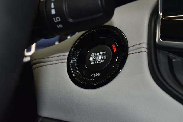 Used 2025 Jeep Compass Limited AWD/4WD image 23