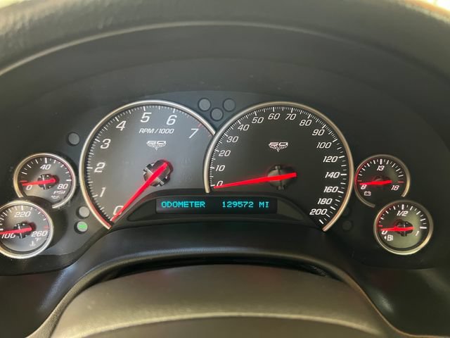 Used 2013 Chevrolet Corvette Convertible w/ 2LT Preferred Equipment Group RWD image 14