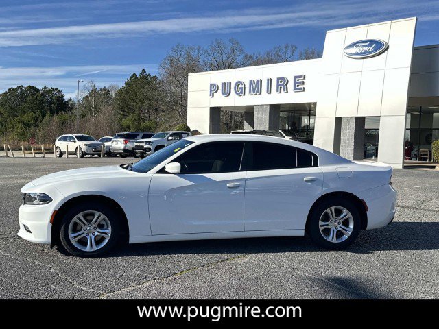 Used 2022 Dodge Charger SXT image 4