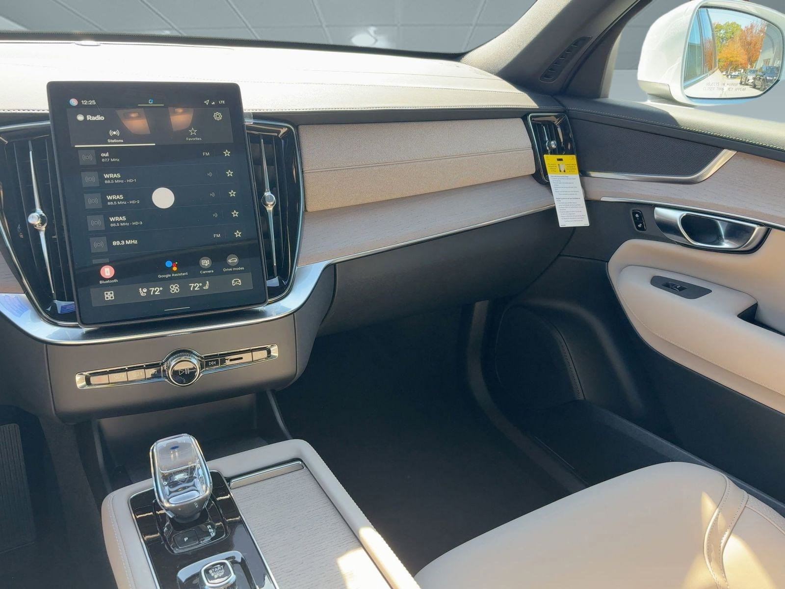 New 2026 Volvo XC90 B5 Plus image 26