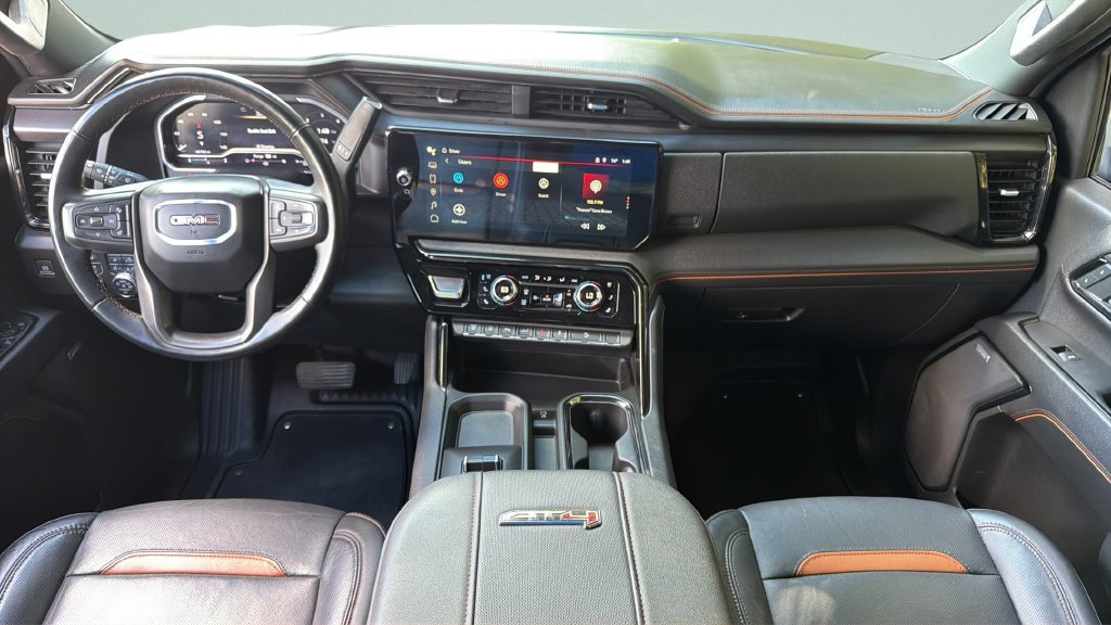 Used 2024 GMC Sierra 2500 AT4 w/ AT4 Premium Plus Package AWD/4WD image 10