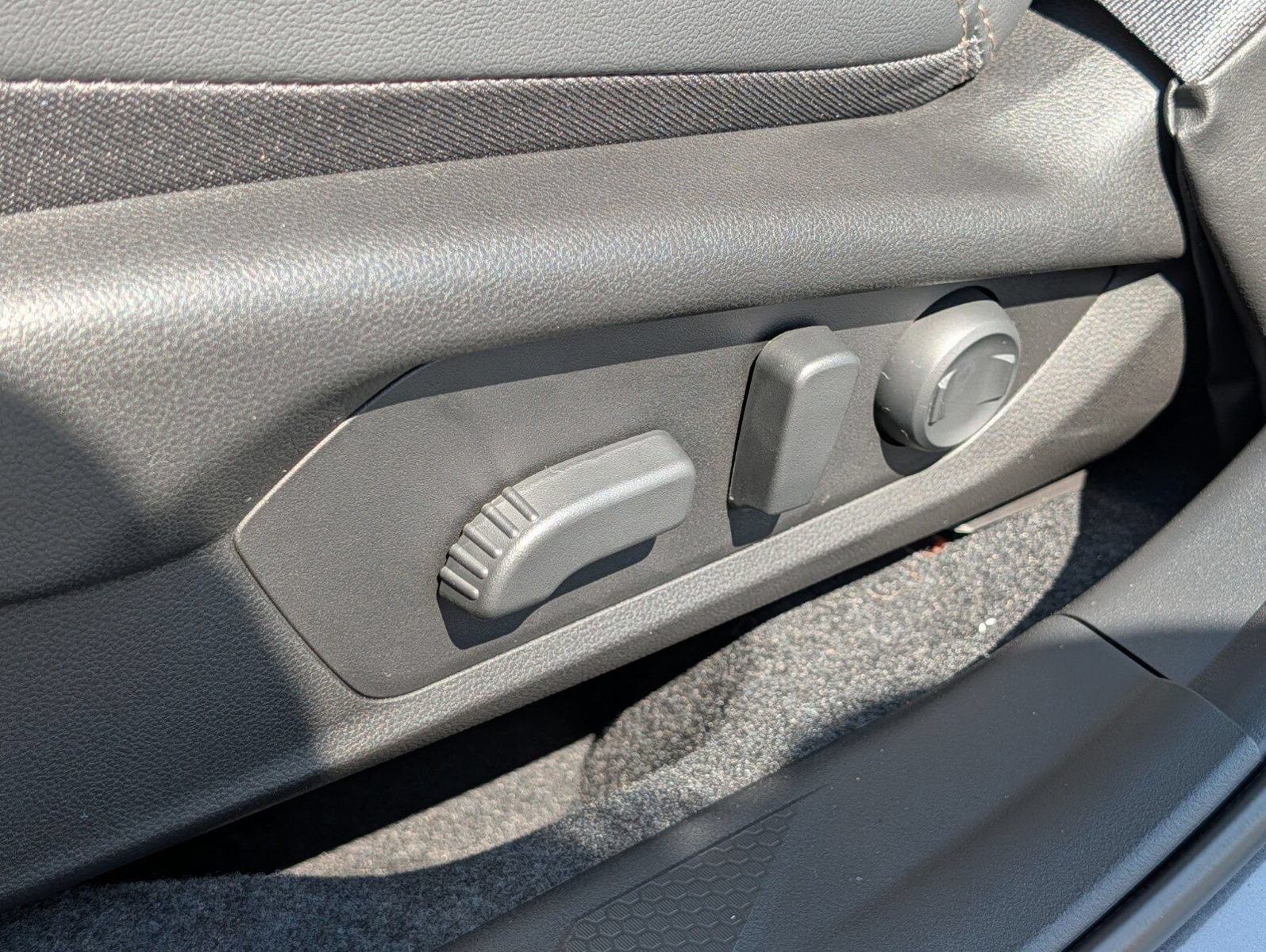New 2026 Subaru Outback Limited AWD/4WD image 25