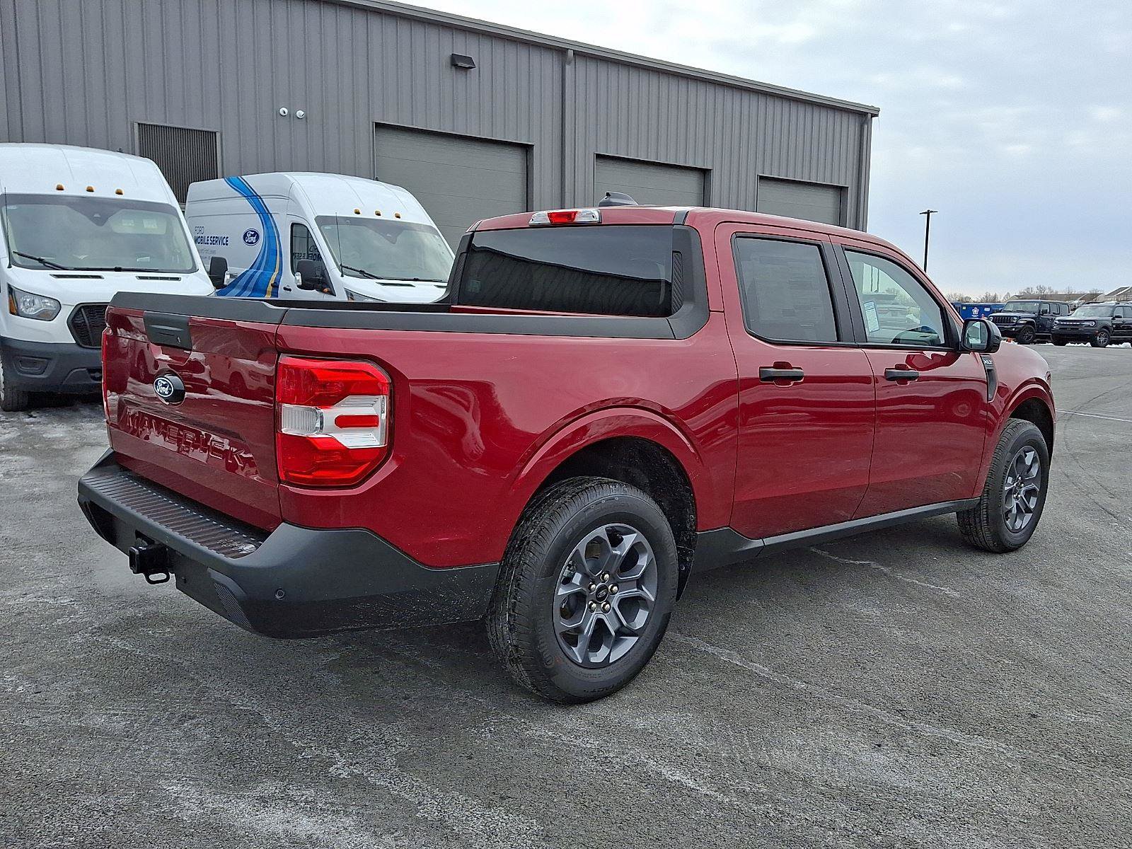New 2025 Ford Maverick XLT w/ Equipment Group 301A image 3