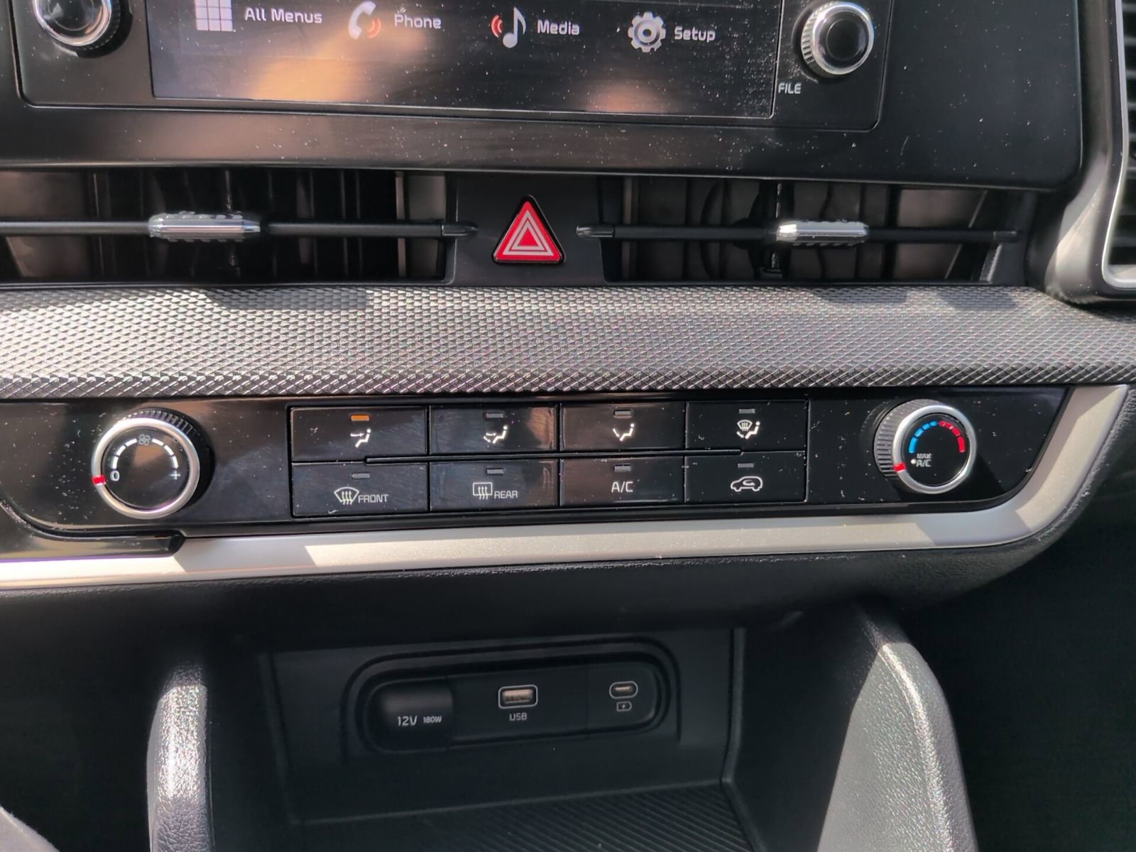 Used 2025 Kia Sportage LX image 22