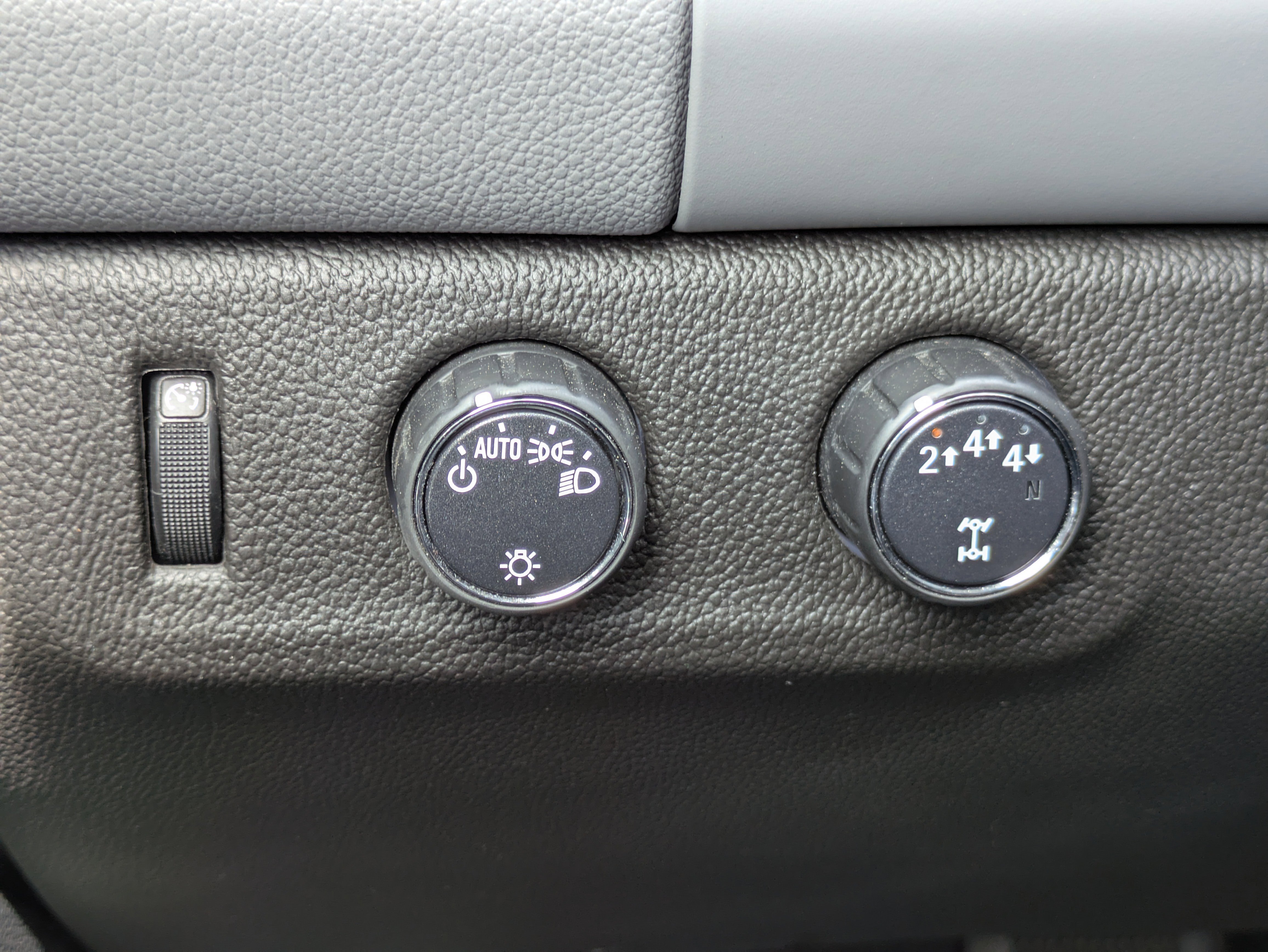 Used 2021 Chevrolet Colorado W/T w/ Custom Special Edition image 13