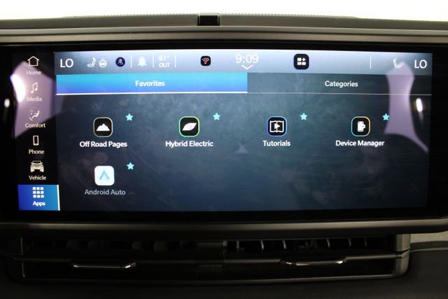 Used 2025 Jeep Wrangler Unlimited Sahara w/ Safety Group AWD/4WD image 4