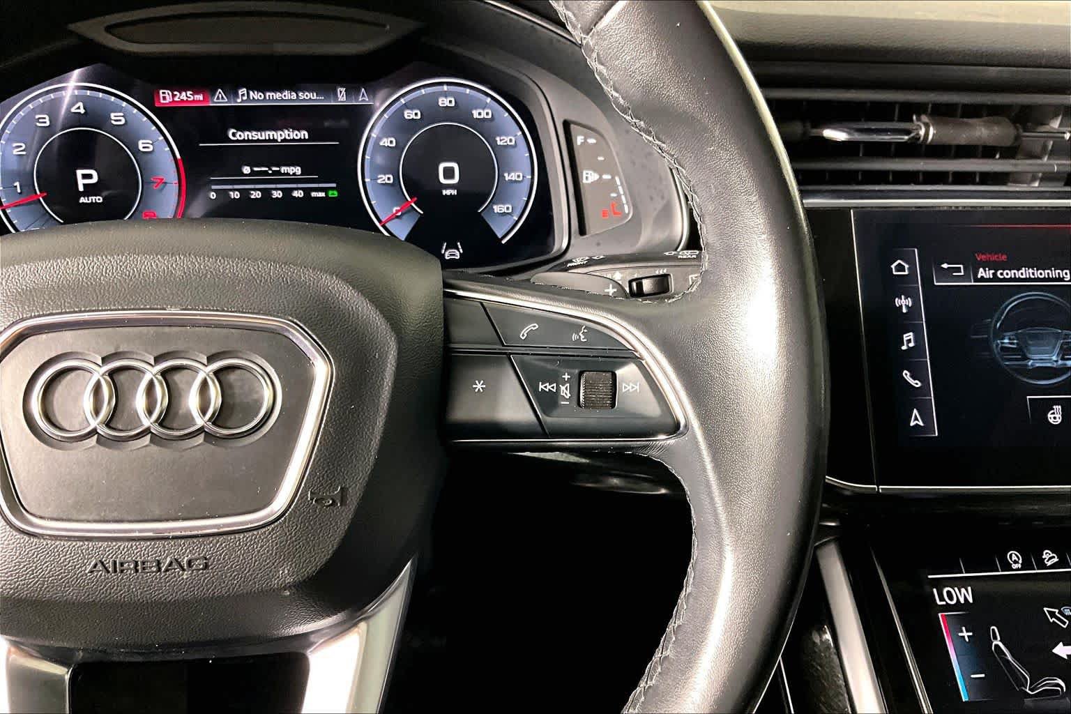 Used 2022 Audi Q7 3.0T Premium Plus w/ Premium Plus Package AWD/4WD image 25