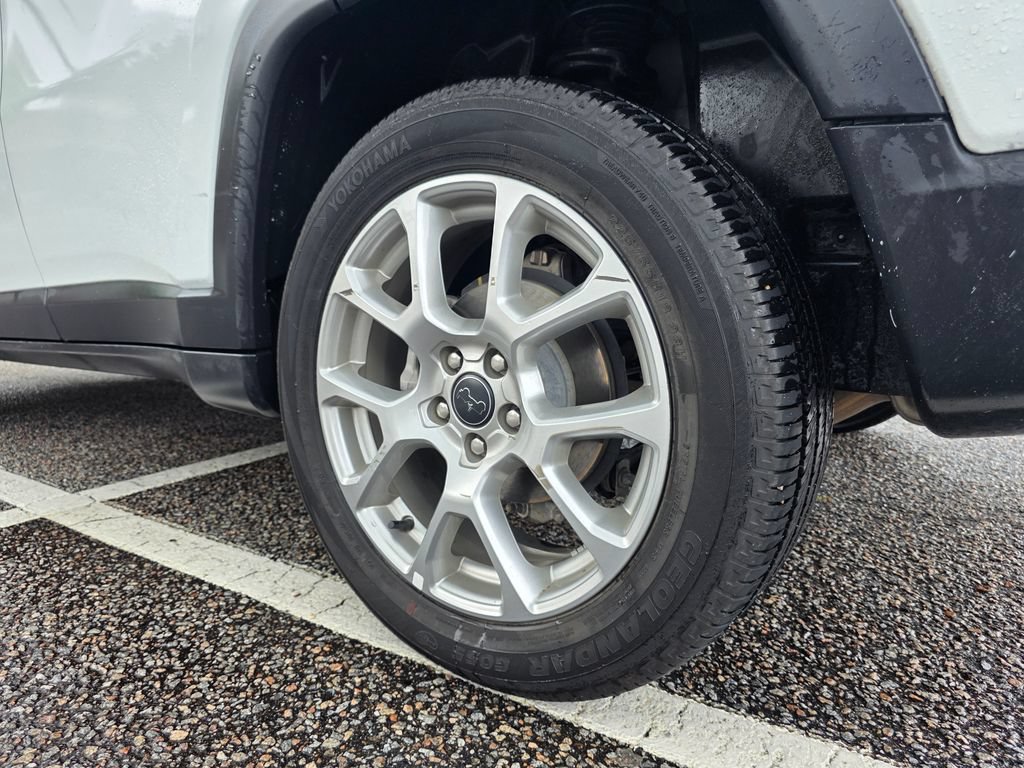 Used 2025 Jeep Compass Limited AWD/4WD image 31