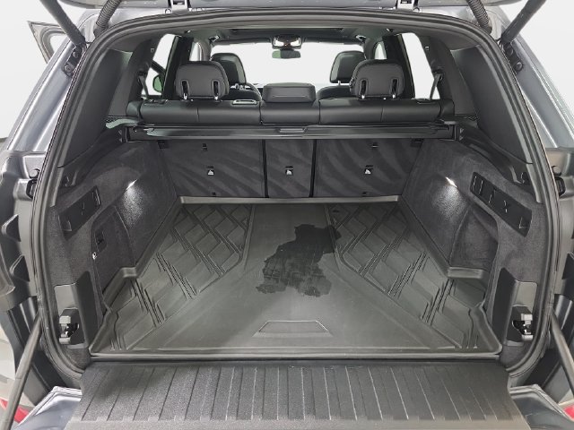 Certified 2025 BMW X5 xDrive40i w/ Climate Comfort Package AWD/4WD image 32