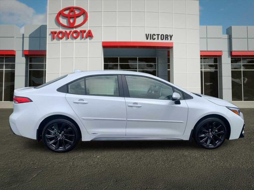 New 2026 Toyota Corolla SE AWD/4WD image 2