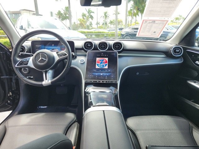 Used 2025 Mercedes-Benz C 300 Sedan image 24