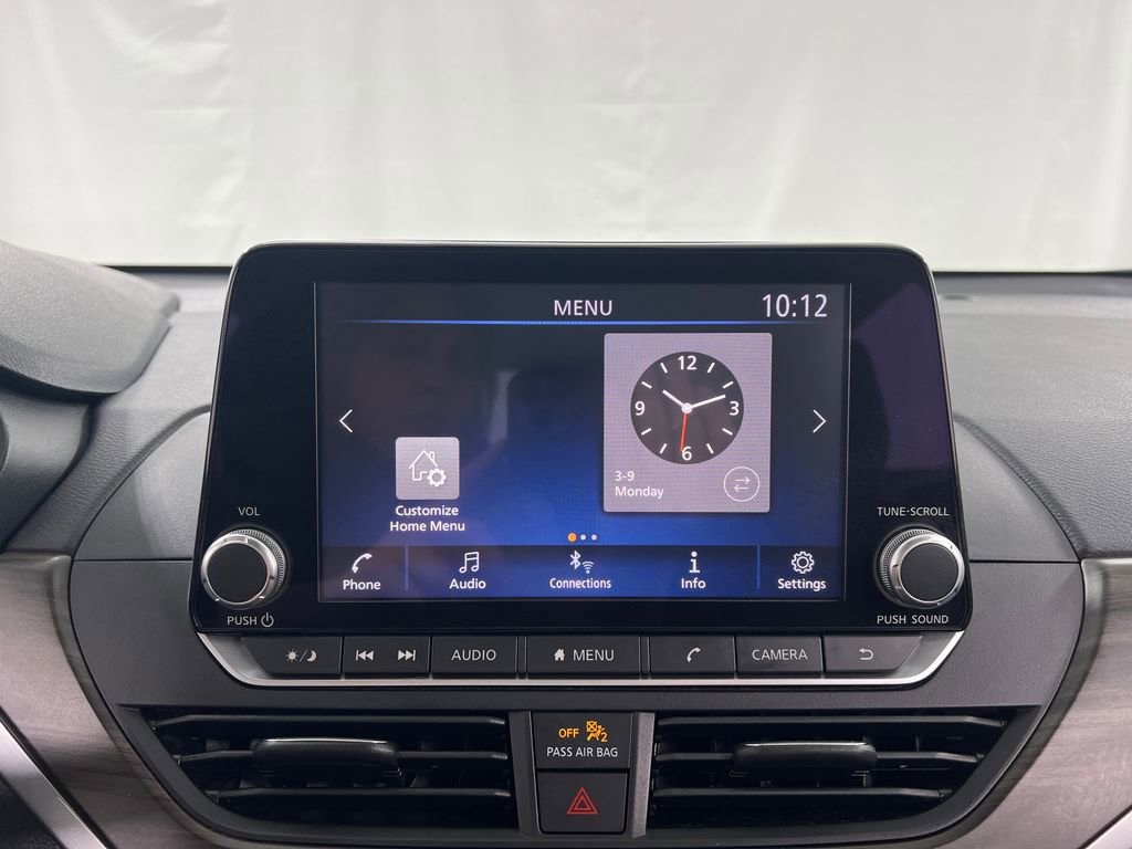 Used 2024 Nissan Altima 2.5 SV image 17