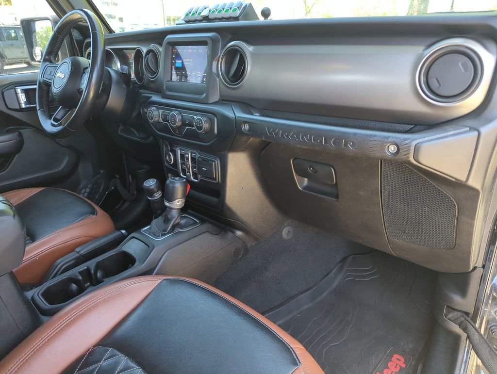 Used 2019 Jeep Wrangler Unlimited Sport S AWD/4WD image 32