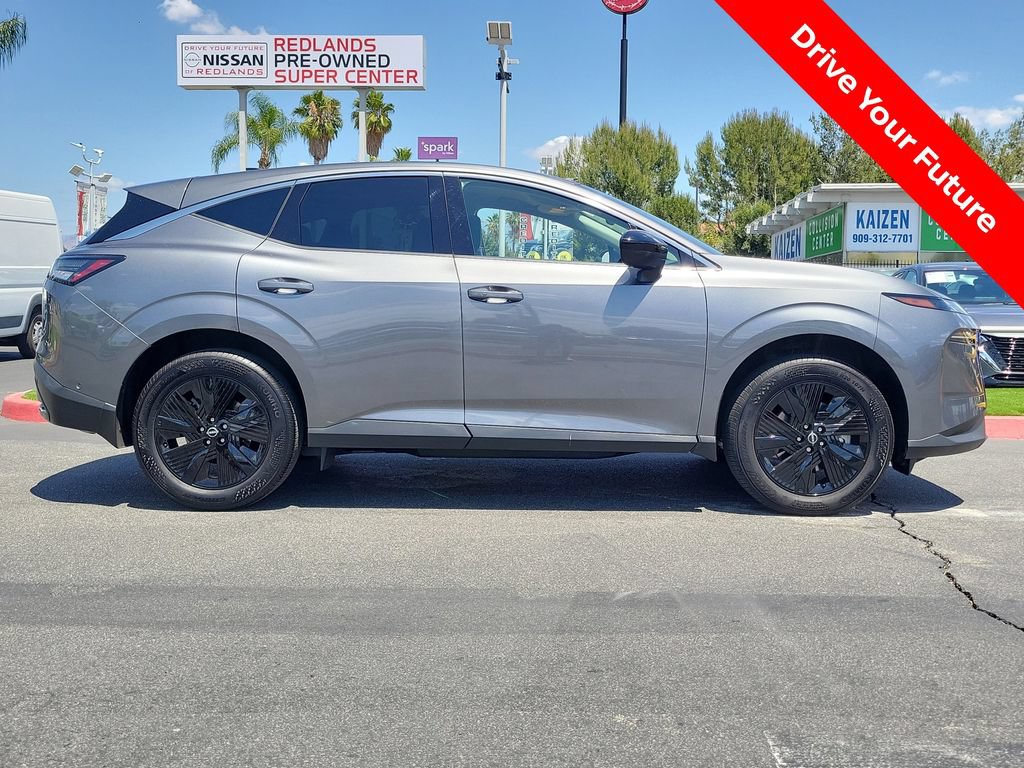 Certified 2025 Nissan Murano SV FWD image 33
