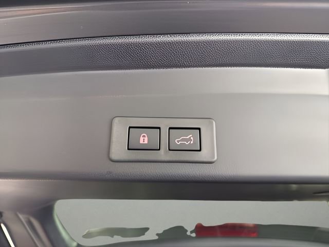 Certified 2025 Subaru Ascent Limited w/ Popular Package #2 image 40