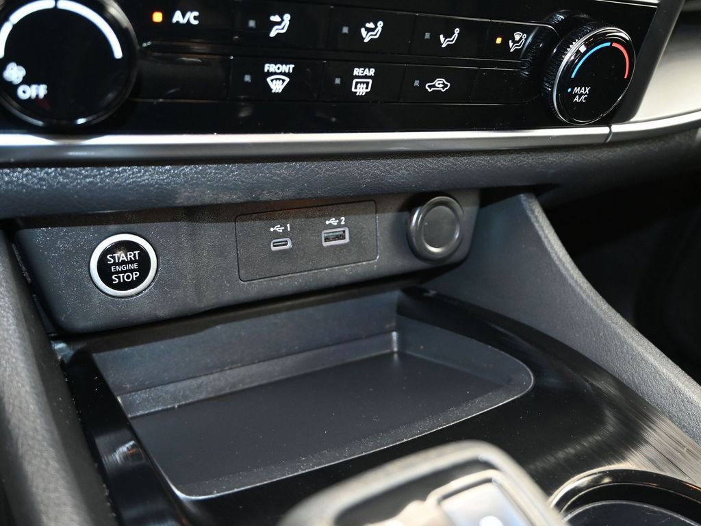 Used 2021 Nissan Rogue S image 19